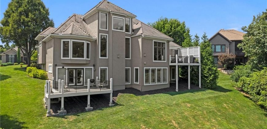 Homes for Sale in Parkville, MO 64152 | 8190  Shoreline Drive