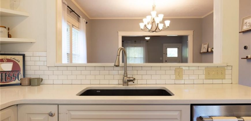 Homes for Sale in Liberty, MO 64068 | 116  Dorsey Street