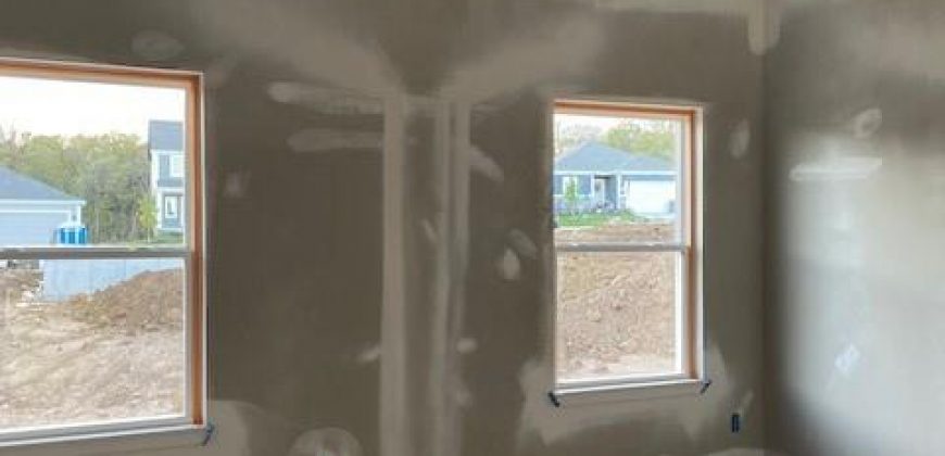 Homes for Sale in Parkville, MO 64152 | 16181  Ryan Circle