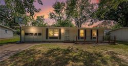 Homes for Sale in Liberty, MO 64068 | 1317  Park Lane