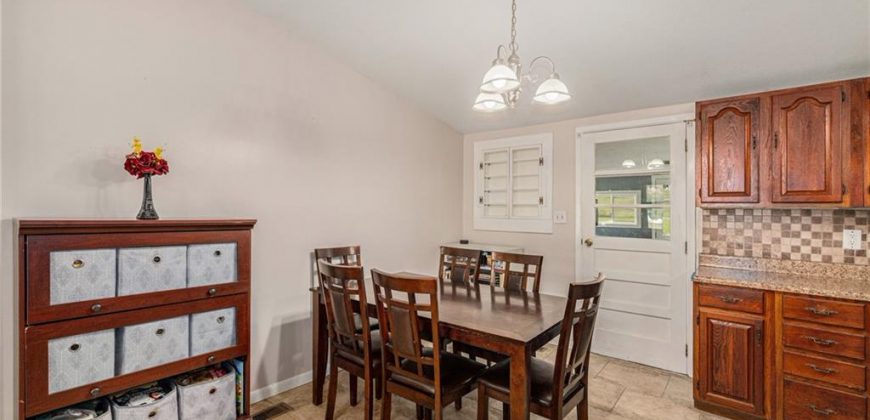 Homes for Sale in Liberty, MO 64068 | 1317  Park Lane