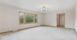 Homes for Sale in Lake Waukomis, MO 64151 | 610 NW North Shore Drive