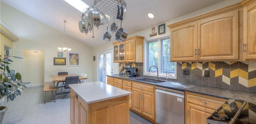 Homes for Sale in Kansas City, MO 64153 | 9601 NW Barry Road Homes for Sale in Kansas City, MO 64153 | 9601 NW Barry Road