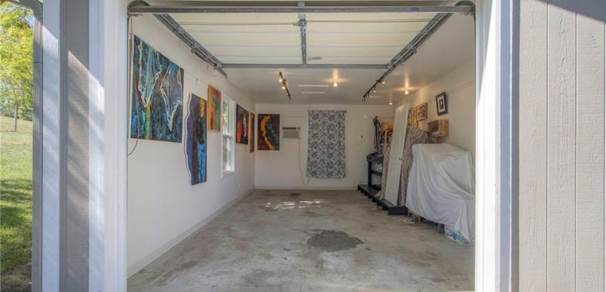 Homes for Sale in Kansas City, MO 64153 | 9601 NW Barry Road Homes for Sale in Kansas City, MO 64153 | 9601 NW Barry Road