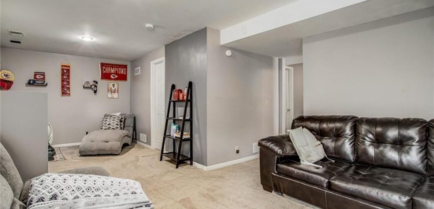 Homes for Sale in Smithville, MO 64089 | 14620  Shamrock Way