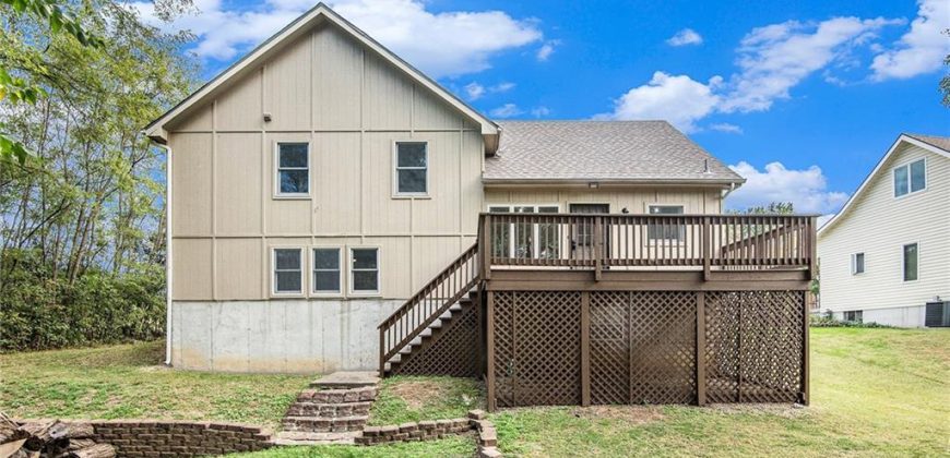 Homes for Sale in Smithville, MO 64089 | 108  Cedar Street