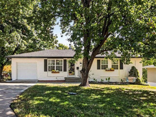 Homes for Sale in Kansas City, MO 64119 | 5315 N Palmer Avenue