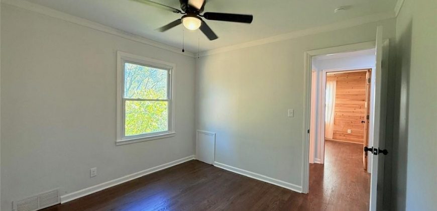 Homes for Sale in Kansas City, MO 64151 | 5817 N Lenox Avenue