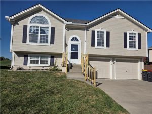 1812--Lauren-Lane-mls-2583284-image-1