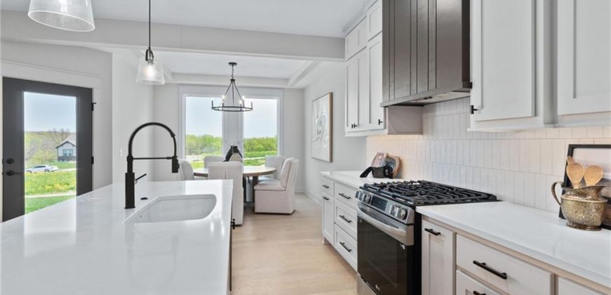 Homes for Sale in Smithville, MO 64089 | 16715 N Dundee Road