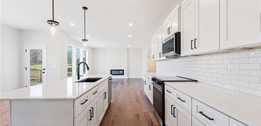 Homes for Sale in Kansas City, MO 66157 | 11115 N Glenwood Avenue