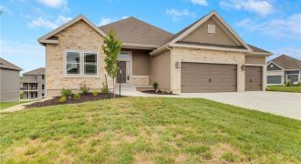 Homes for Sale in Kansas City, MO 64156 | 7001 NE 103rd Street