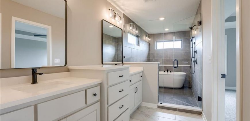 Homes for Sale in Liberty, MO 64068 | 1912  Longview Drive