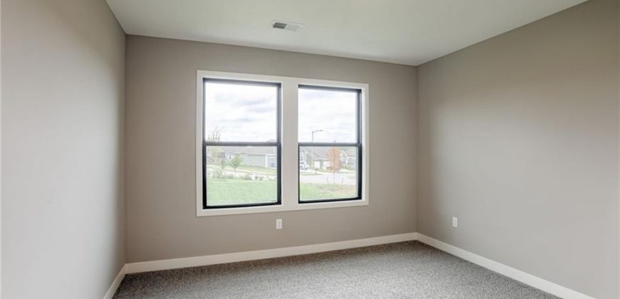 Homes for Sale in Liberty, MO 64068 | 1912  Longview Drive