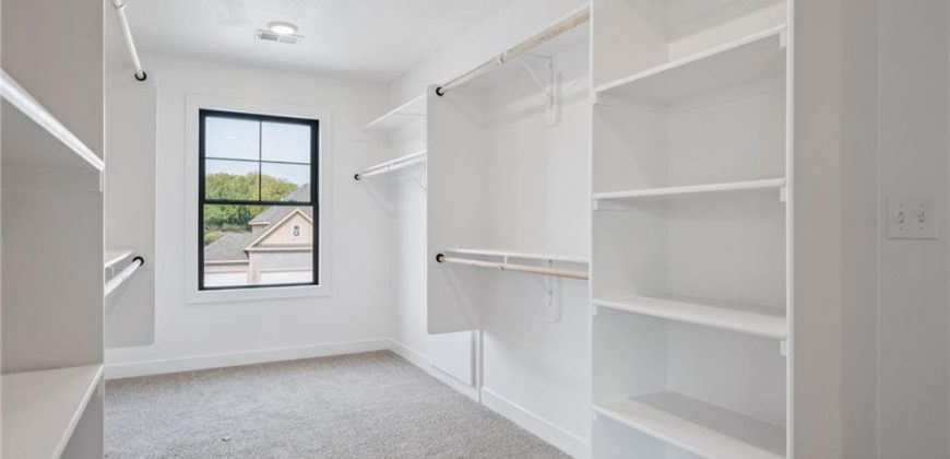 Homes for Sale in Liberty, MO 64068 | 1985  Longview Drive