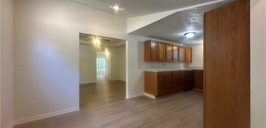 Homes for Sale in Dearborn, MO 64439 | 112 E 4th Street