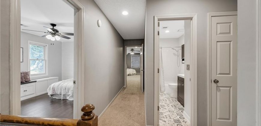 Homes for Sale in Kansas City, MO 64118 | 7824 N Park Avenue