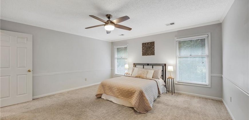 Homes for Sale in Kansas City, MO 64118 | 7824 N Park Avenue