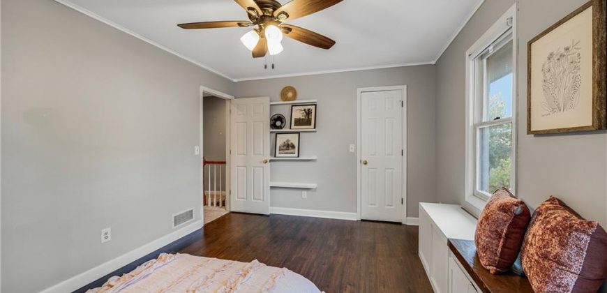 Homes for Sale in Kansas City, MO 64118 | 7824 N Park Avenue