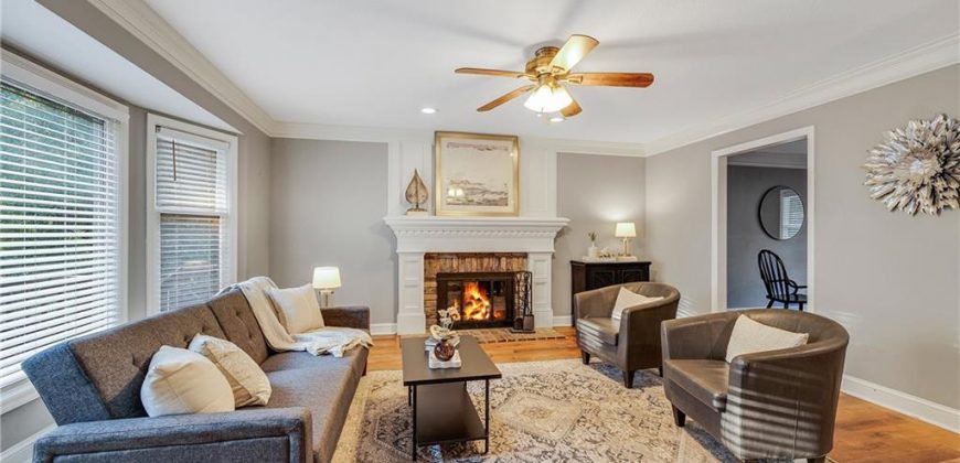 Homes for Sale in Kansas City, MO 64118 | 7824 N Park Avenue