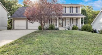 Homes for Sale in Kansas City, MO 64118 | 7824 N Park Avenue