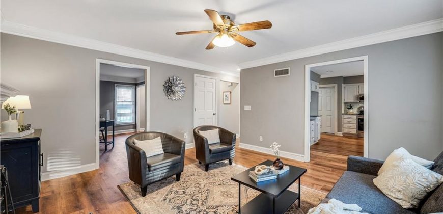 Homes for Sale in Kansas City, MO 64118 | 7824 N Park Avenue