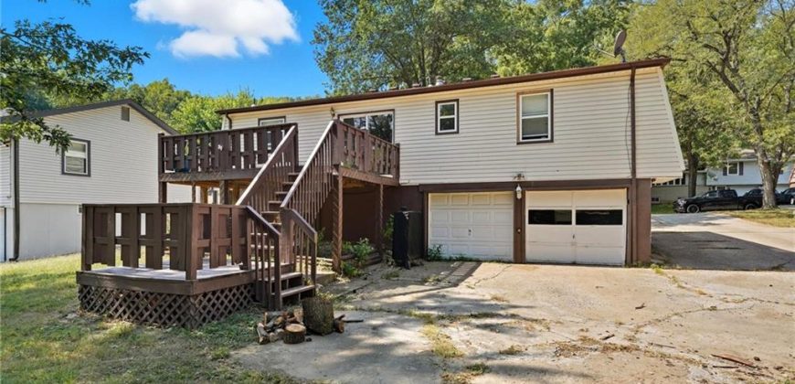 Homes for Sale in Parkville, MO 64151 | 4803 NW Woody Creek Lane