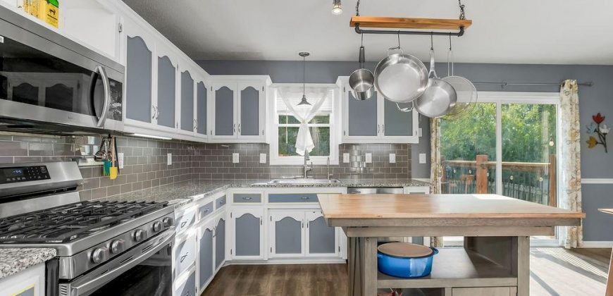 Homes for Sale in Kansas City, MO 64118 | 903 NW 62nd Terrace