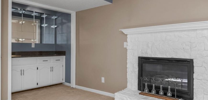 Homes for Sale in Kansas City, MO 64118 | 903 NW 62nd Terrace