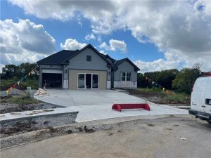 12151-N-Forest-Court-mls-2576356-image-1