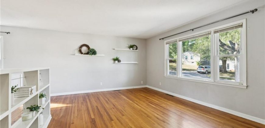 Homes for Sale in Kansas City, MO 64117 | 5111 NE 39th Street