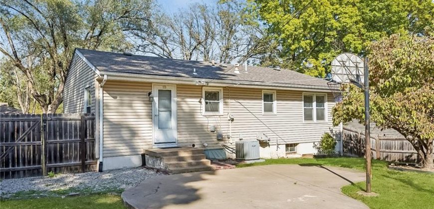 Homes for Sale in Kansas City, MO 64117 | 5111 NE 39th Street