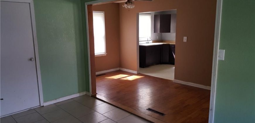 Homes for Sale in Kansas City, MO 64116 | 501 NE 42nd Street