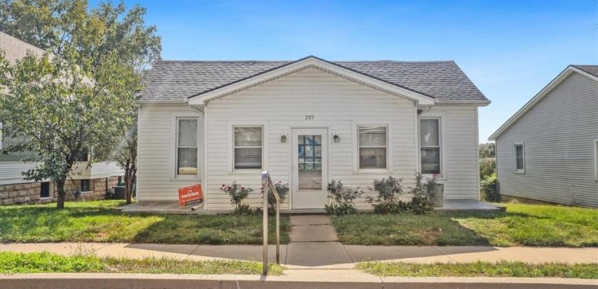 Homes for Sale in Platte City, MO 64079 | 205  High Street
