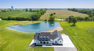 Homes for Sale in Smithville, MO 64089 | 18723  County Line Road