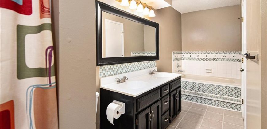 Homes for Sale in Gladstone, MO 64119 | 7138 NE KINGSTON Court