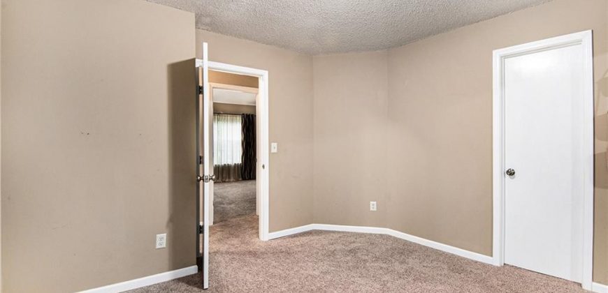 Homes for Sale in Gladstone, MO 64119 | 7138 NE KINGSTON Court