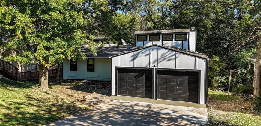 Homes for Sale in Liberty, MO 64068 | 527  Lancelot Drive