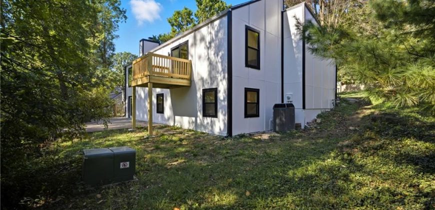 Homes for Sale in Liberty, MO 64068 | 527  Lancelot Drive