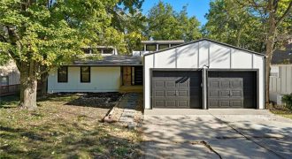 Homes for Sale in Liberty, MO 64068 | 527  Lancelot Drive