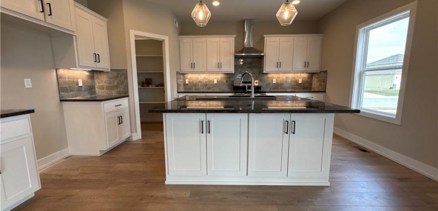 Homes for Sale in Platte City, MO 64079 | 12585 N Beacon Court Homes for Sale in Platte City, MO 64079 | 12585 N Beacon Court