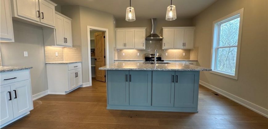 Homes for Sale in Platte City, MO 64079 | 18000 N Peach Blossom Drive