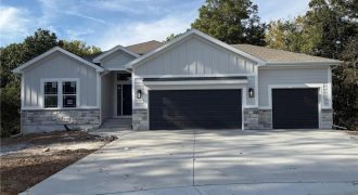 Homes for Sale in Kearney, MO 64060 | 1300  Melissa Court