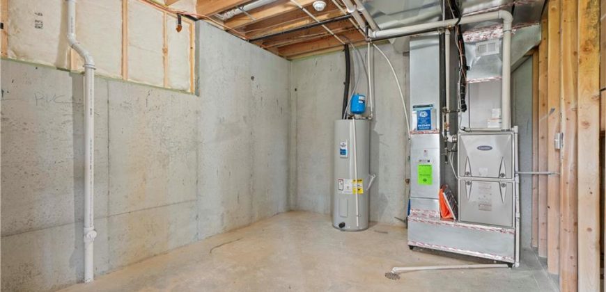 Homes for Sale in Kearney, MO 64060 | 1300  Melissa Court