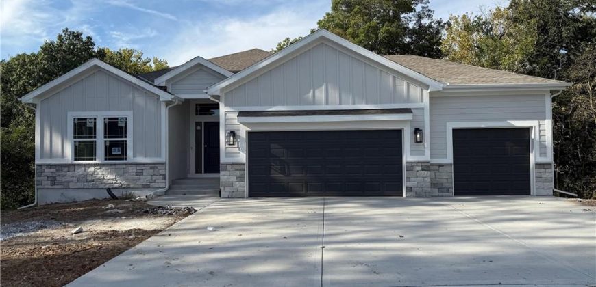 Homes for Sale in Kearney, MO 64060 | 1300  Melissa Court