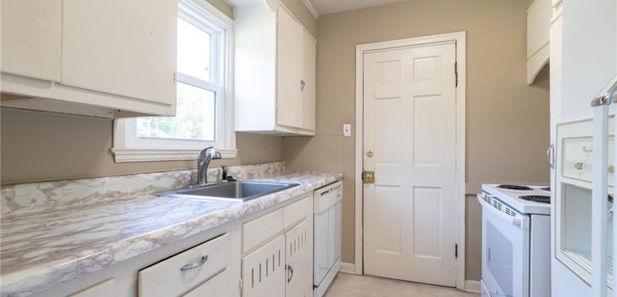 Homes for Sale in Kansas City, MO 64119 | 5217 N Walrond Avenue