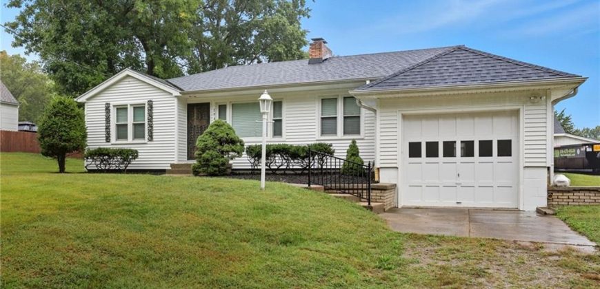 Homes for Sale in Avondale, MO 64117 | 2943 NE Walnut Road