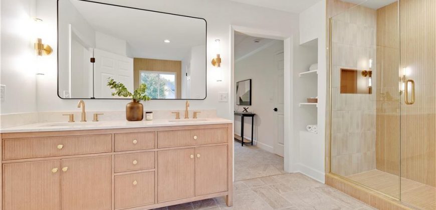 Homes for Sale in Weatherby Lake, MO 64152 | 7607 NW Roberts Road