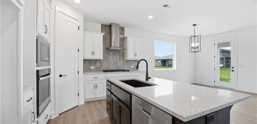 Homes for Sale in Kansas City, MO 64155 | 1603 NW 105th Terrace