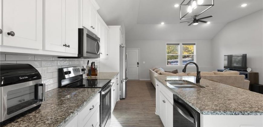 Homes for Sale in Kansas City, MO 64117 | 3514 NE Monterey Avenue